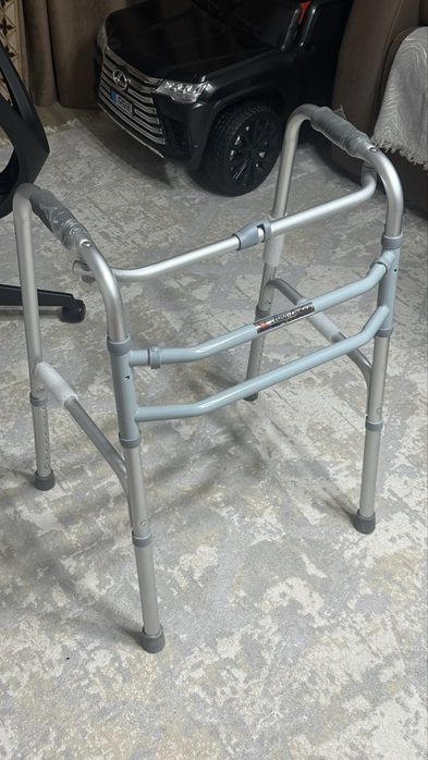 Ходунок для взрослых