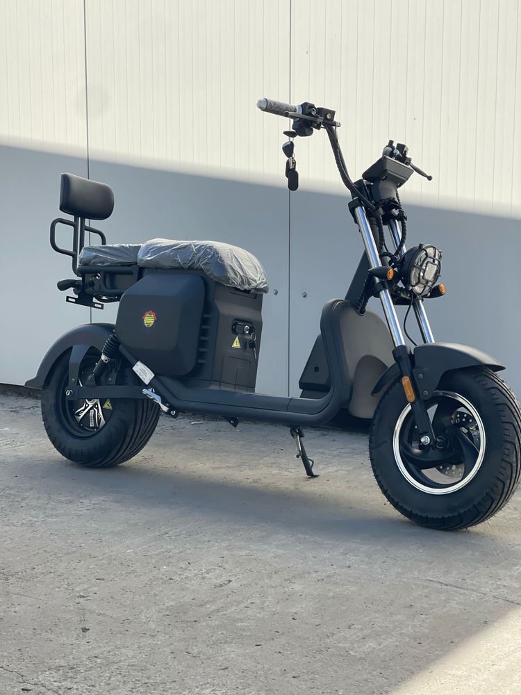 Scuter electric fara permis