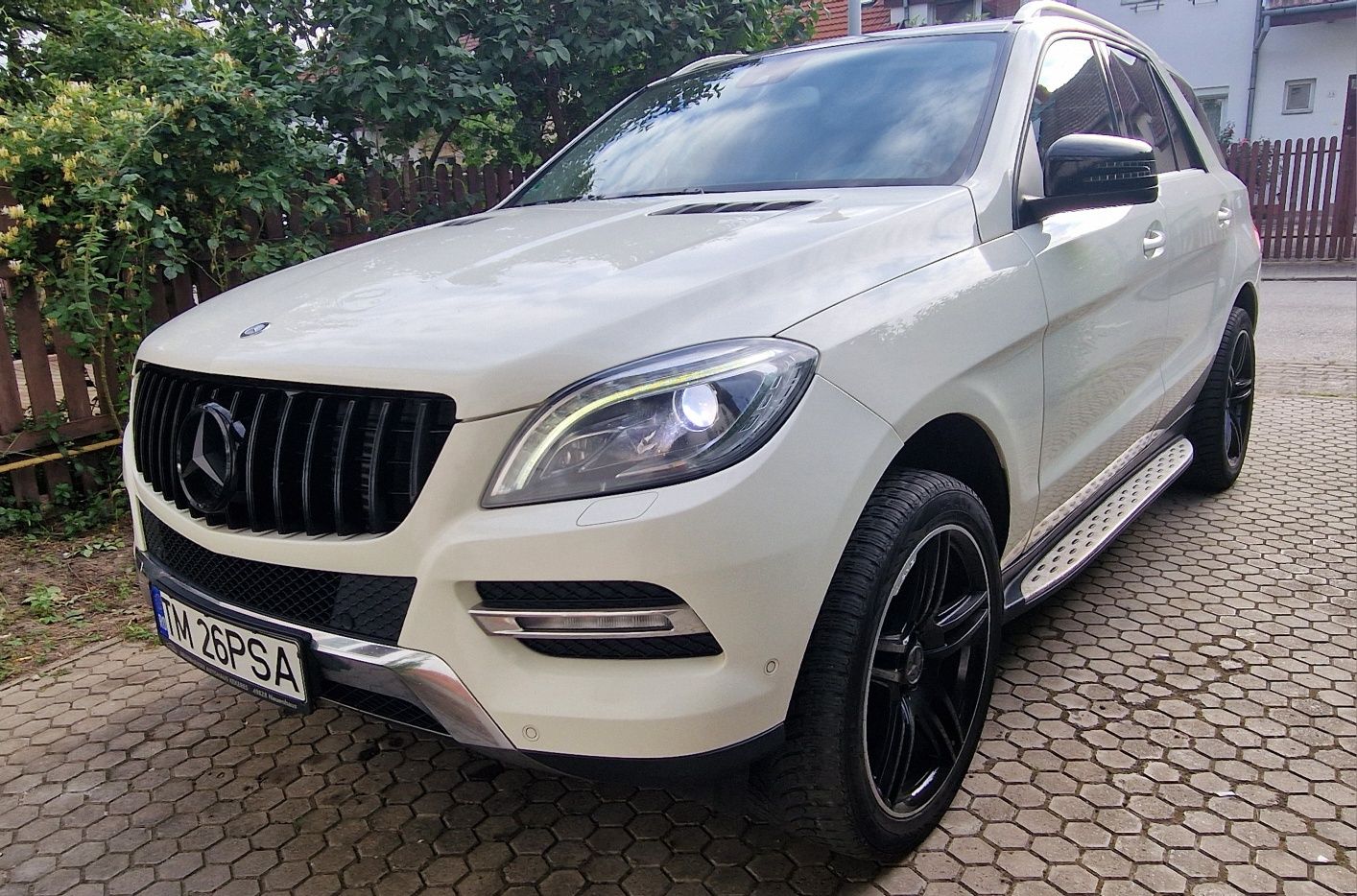 ML350 BUTECH 4MATIC Vând sau schimb numai cu diferență din partea Mea.