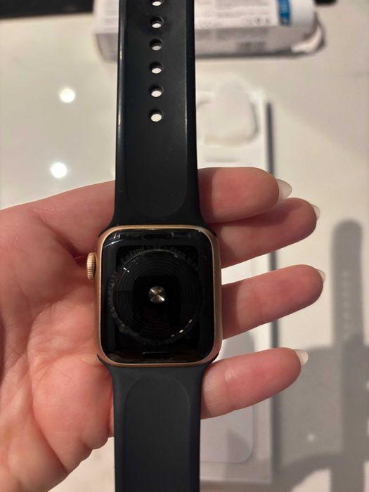 APPLE WATCH SE 40mm rose gold