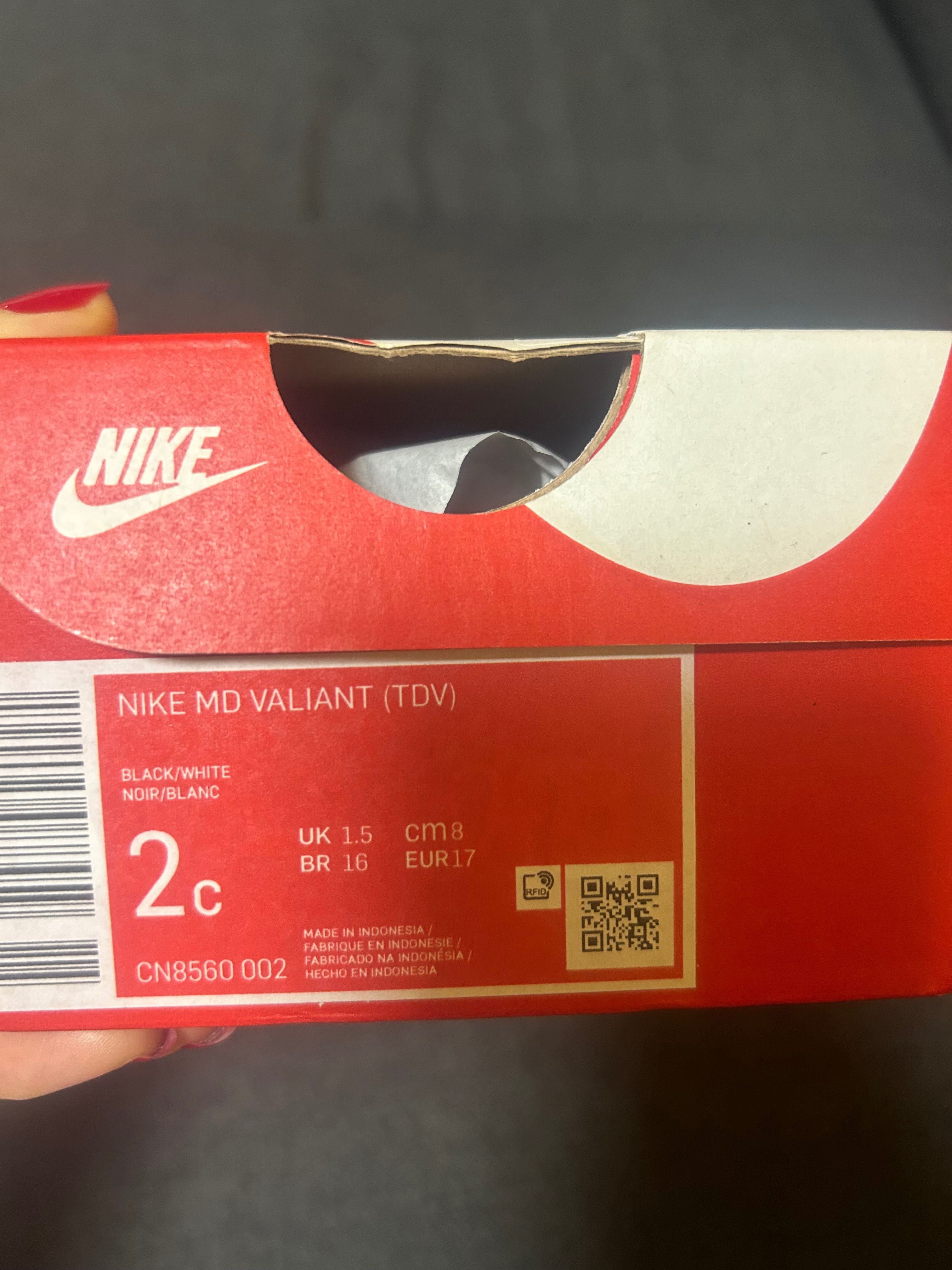Бебешки маратонки NIKE