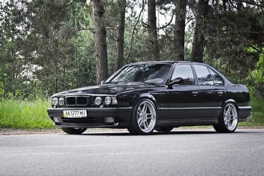 Поворотник на BMW 5 88-94 (E34)/ БМВ 5 (Е34) (Белый)
