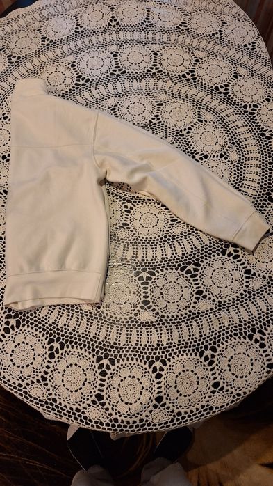 Bluza cu fermuar Zara