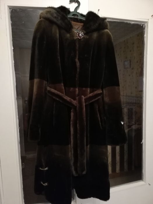 Продам шубу 46 размер