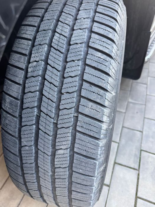 Шина Michelin б/у