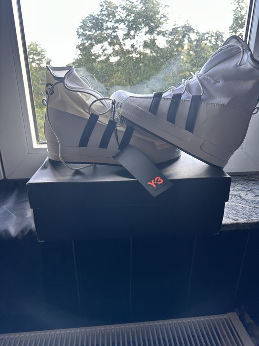 Pantofi sport adidas Y 3 de vara-toamna unisex pe culoarea alb- negru