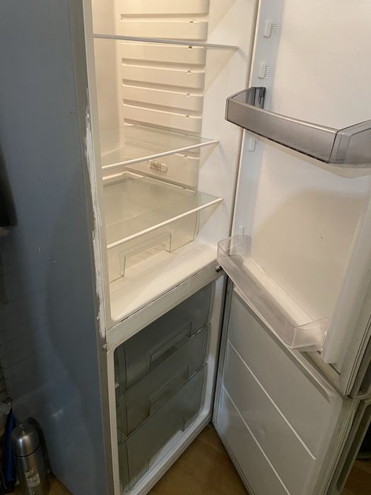 vand frigider perfect perfect functional&curat (fara rugina &mirosuri