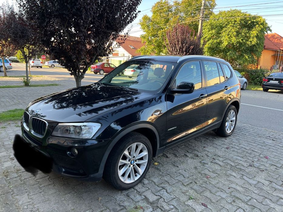 BMW X3 Vând BMW X3 impecabil automata