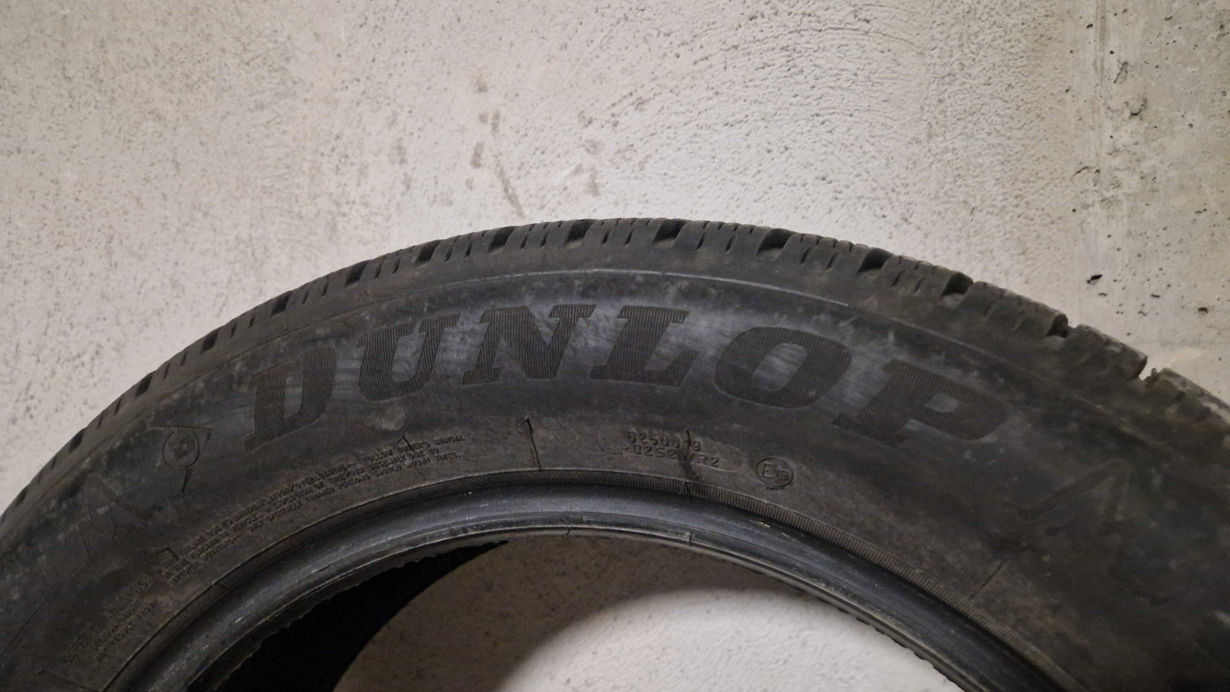 Dunlop Winter Sport 215/60/17