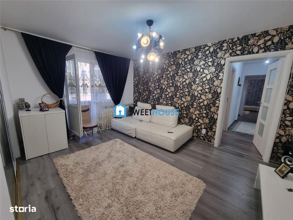 Apartament cu Trei Camere LUX