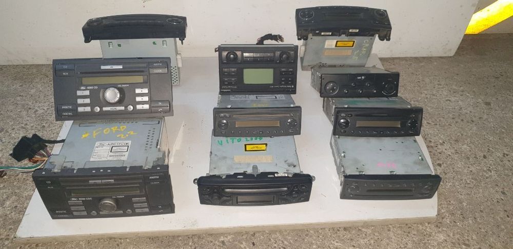Radio casetofon / CD Player / USB pentru Dube