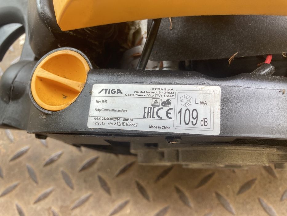 Foarfec Trimmer Gard Viu Tiga SHP 60 Italia cu lama de 60