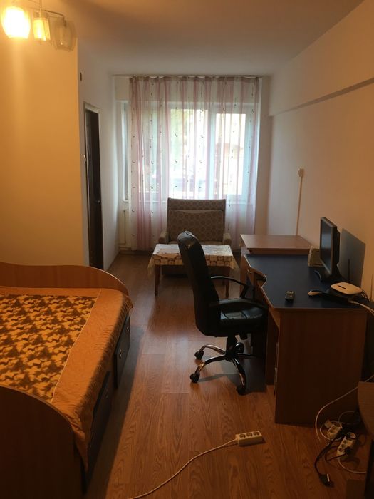 Garsoniera de inchiriat