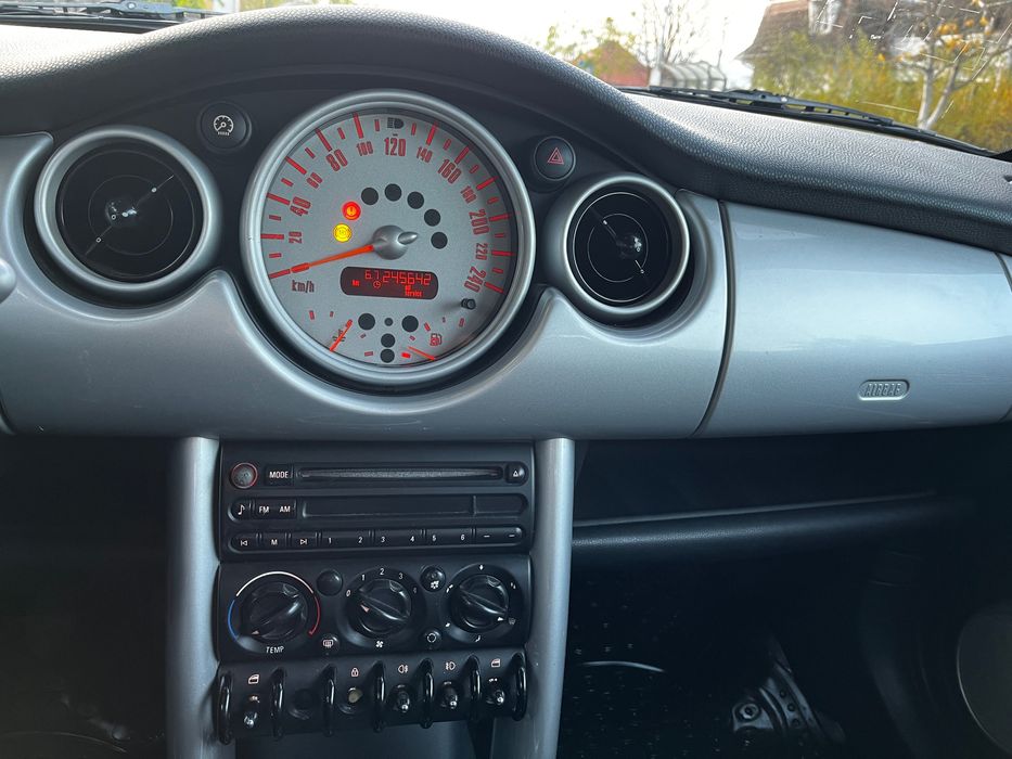 Mini one de vânzare