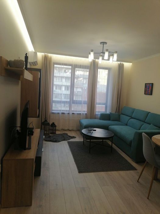 Дава се под наем Двустаен апартамент в Пловдив, Център - 60 кв.м за 600 € - Снимка #1