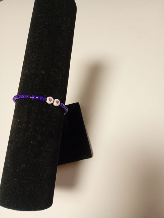 Уникални ръчно изработени гривни от цветни мъниста