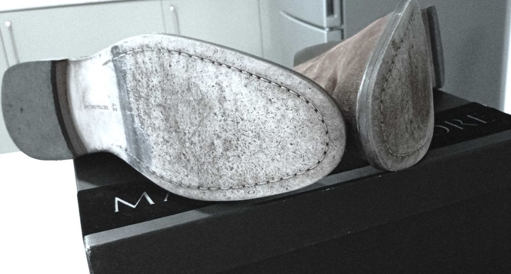 Ghete cu elastic, nr.42, din piele intoarsa maro, Italia