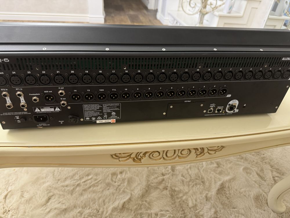 Allen & Heath SQ6  mixerul este ca nou la un pret avantajos 3000