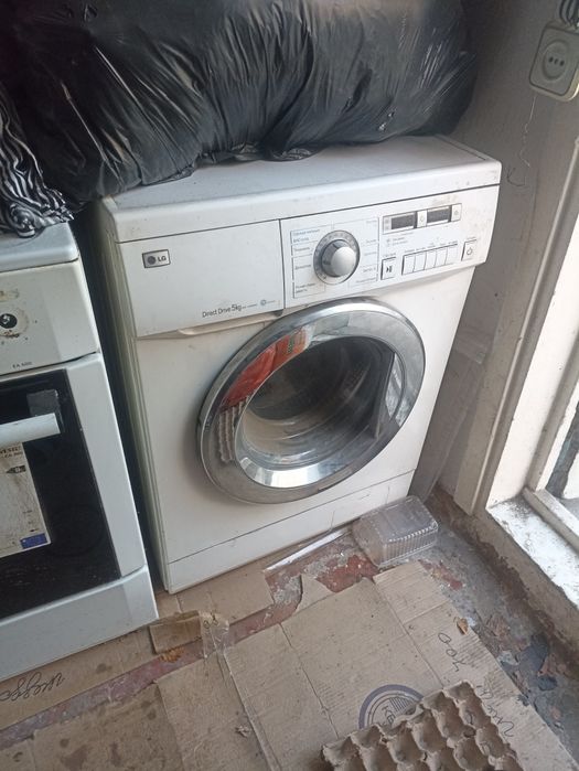 Продам стиральную машину lg б.у в рабочем состоянии