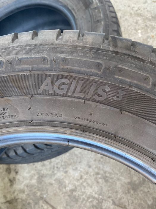 215/65/16 C. Michelin Agilis 3 doua anvelope de vara