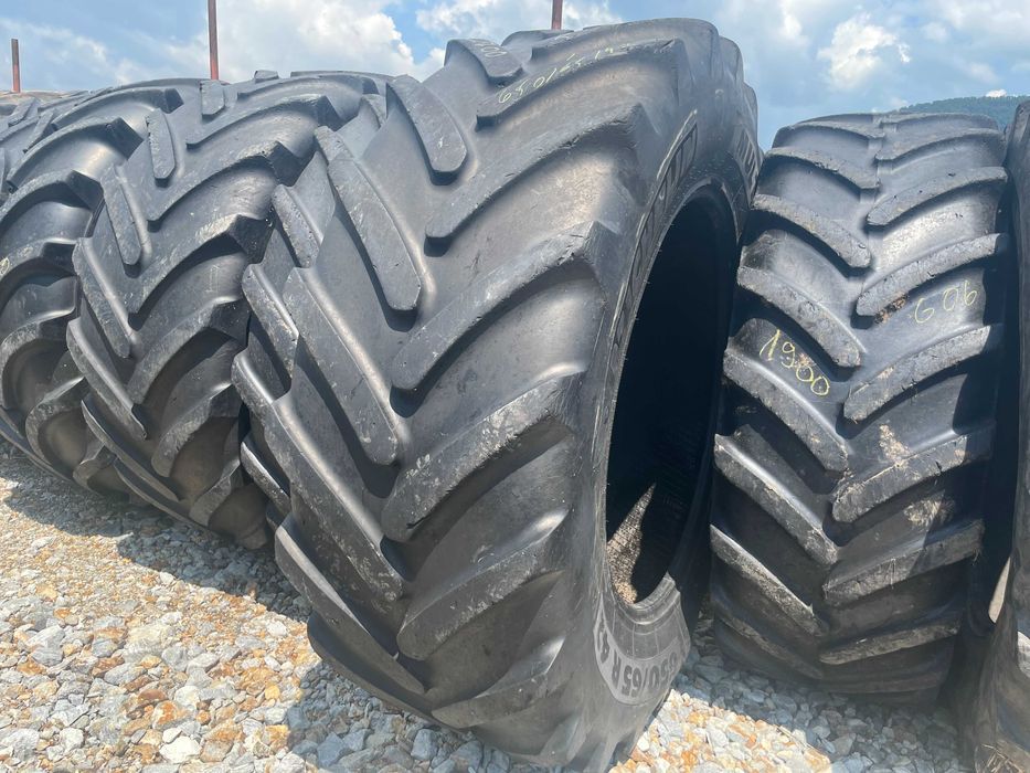 650/65r42 Cauciucuri secodn hand Massey Ferguson Tractor 5711 Global