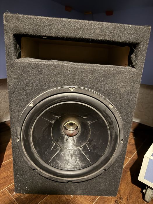 Саббуфер б/у срочно