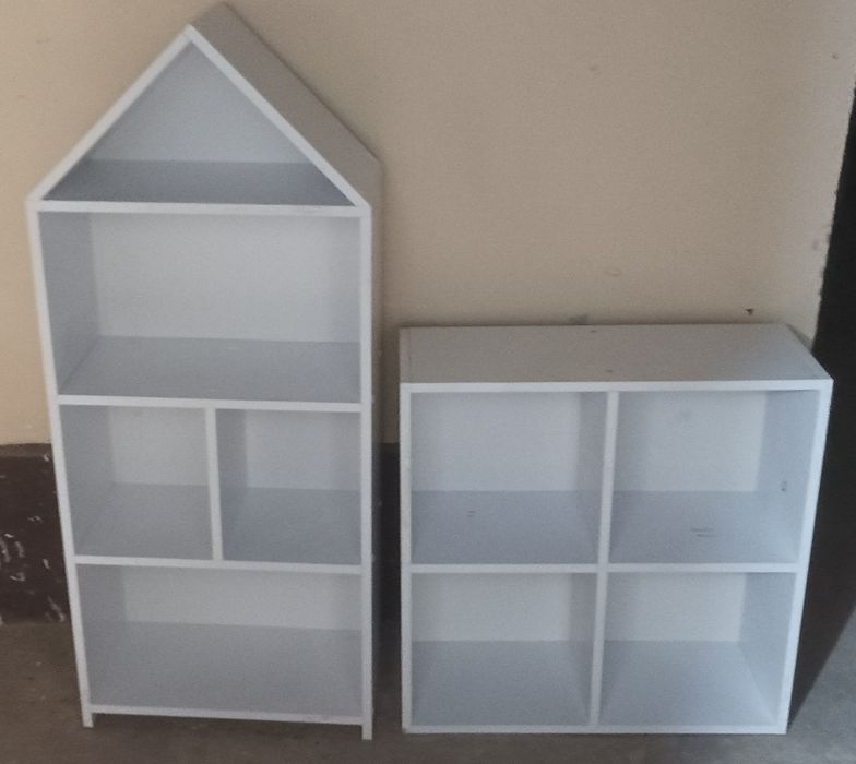 Детские столы стулья стеллажи