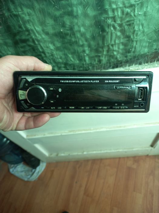 Radio cd cu stik si bluetooth