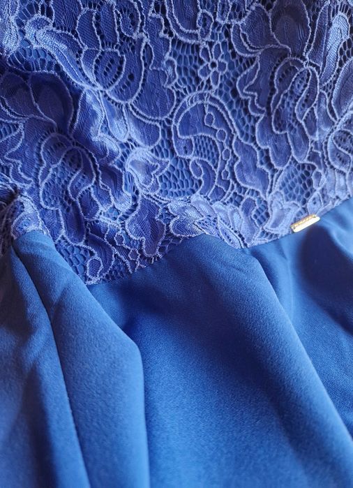 Нова рокля. Прекрасна за специални поводи.