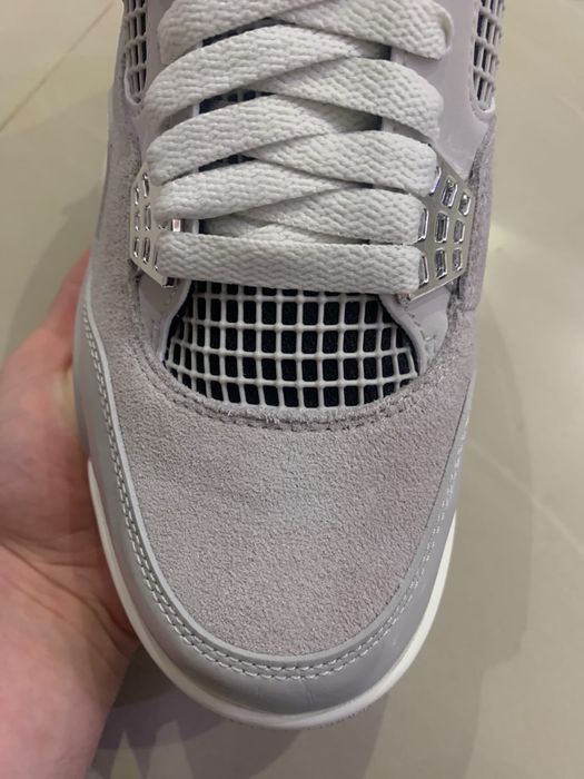 jordan 4 frozen moments