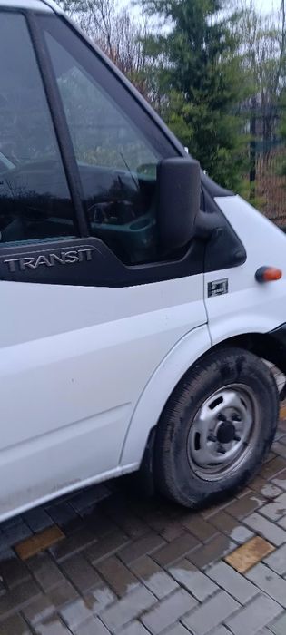 Vând autoutilitara marca Ford transit