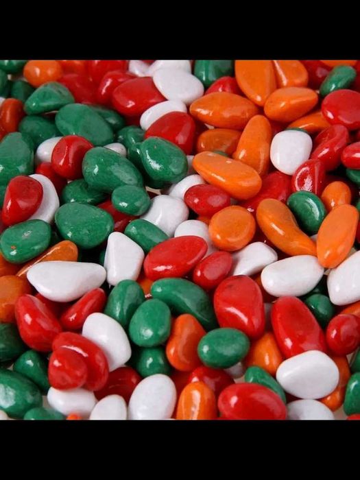 Галька для декора и аквариума . цена указана за пакет 800грамм