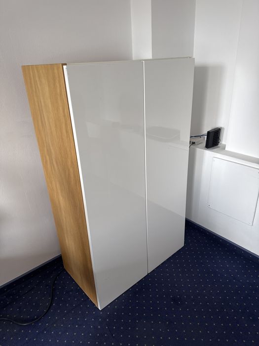 Dulap alb MDF vopsit si blat mdf furniruit 70x40 inaltime 120