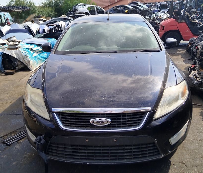 Far/faruri stanga/dreapta Ford Mondeo MK4 an 2007-2010