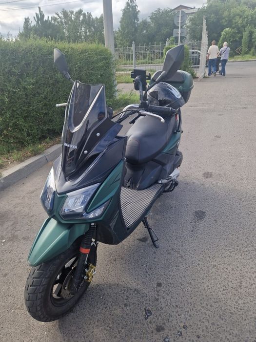 Продам Самура х7 150 куб стоит на учёте пробег 1800