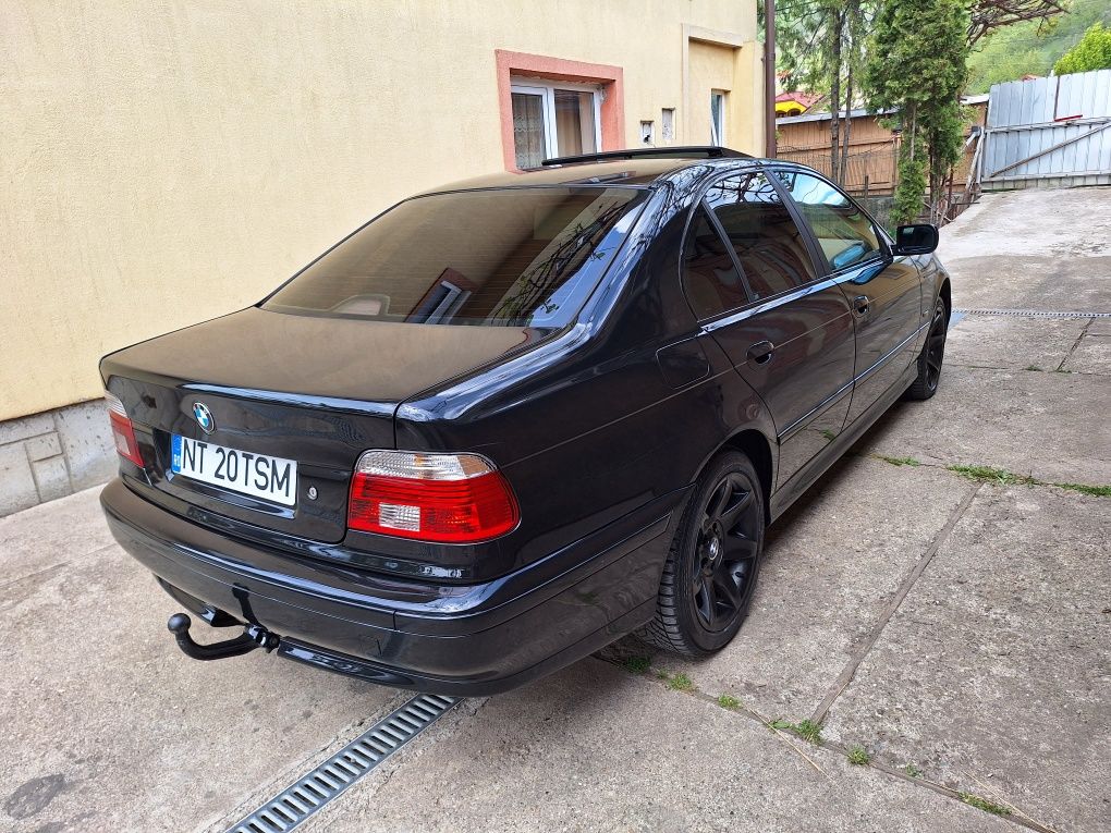 BMW Seria 5 E39 520d