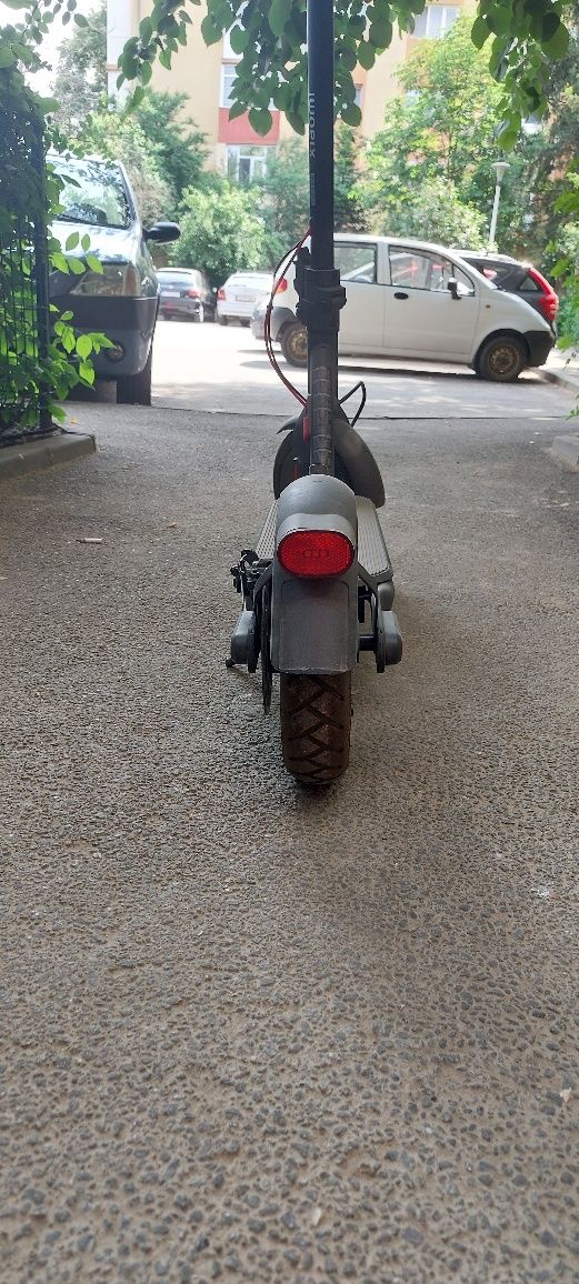 Trotineta electrica xiaomi scuter 4