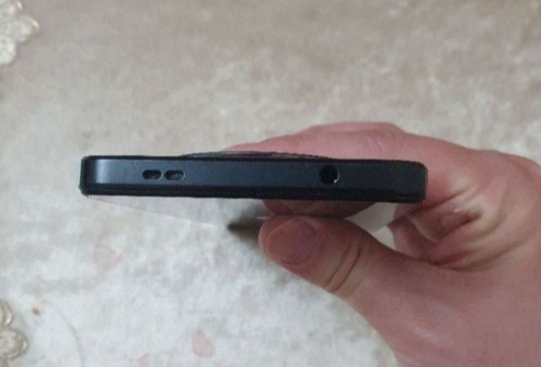 Srochna sotiladi Xiaomi Redmi A3 4/128Gb Black Orginal Yengi madel