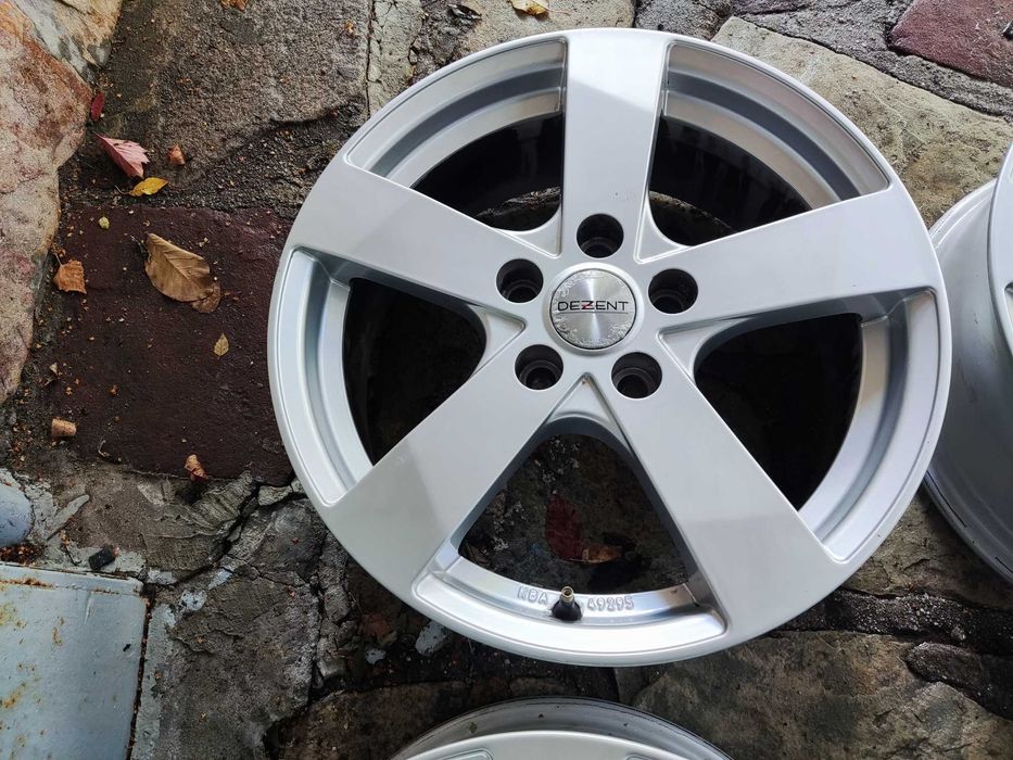 17 цола 5х114,3 лети джанти Dezent за Honda Hyundai Kia 5x114,3