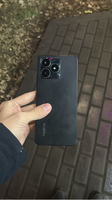 REALMI C 53 почти как новый звоните договоримся зарядка в падарок
