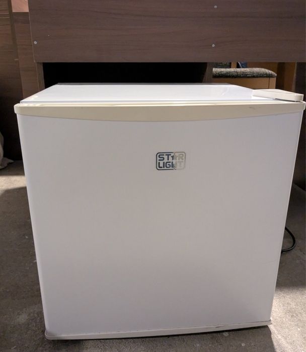 Мини бар компресорен