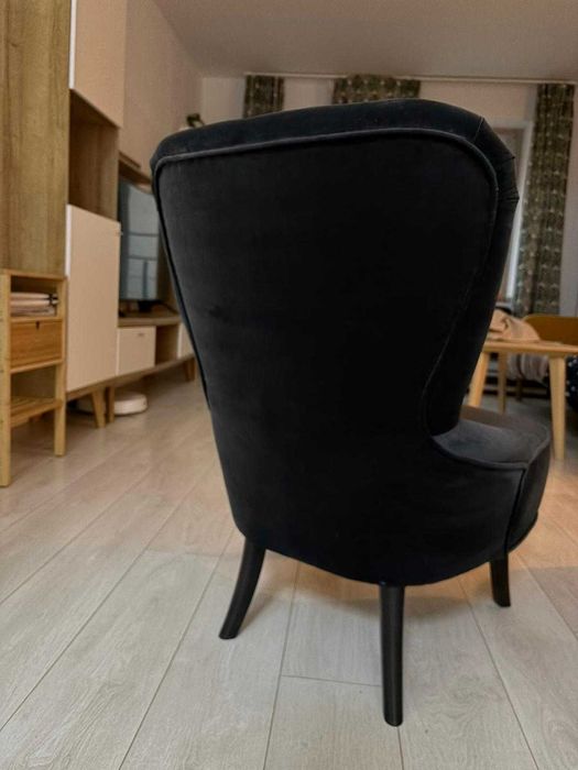 Fotoliu negru de catifea REMSTA IKEA