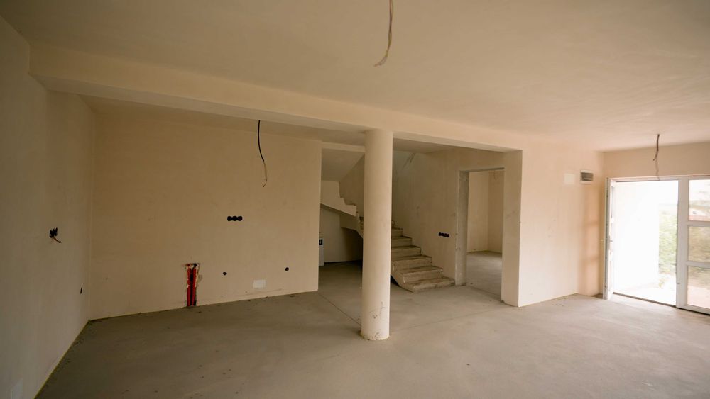 Casa de vanzare direct proprietar - centru Dezmir , individuala