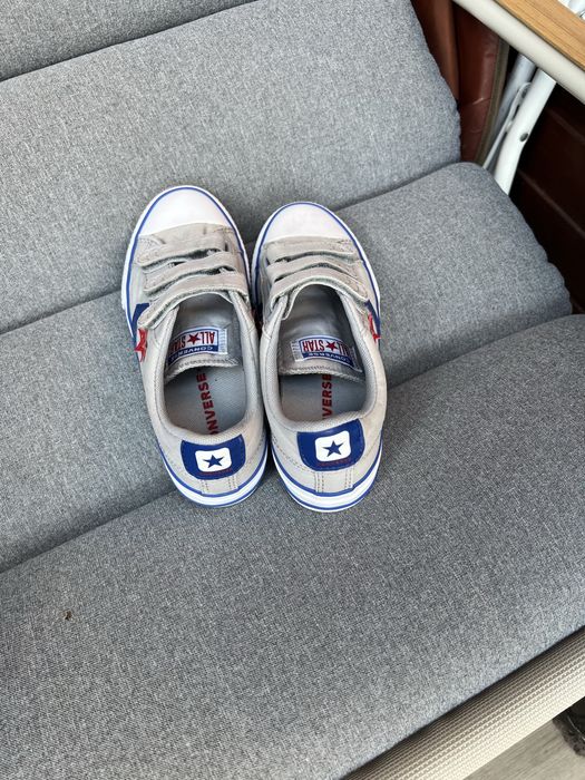 Converse marimea 33. Doar cu ridicare personala  Bucuresti