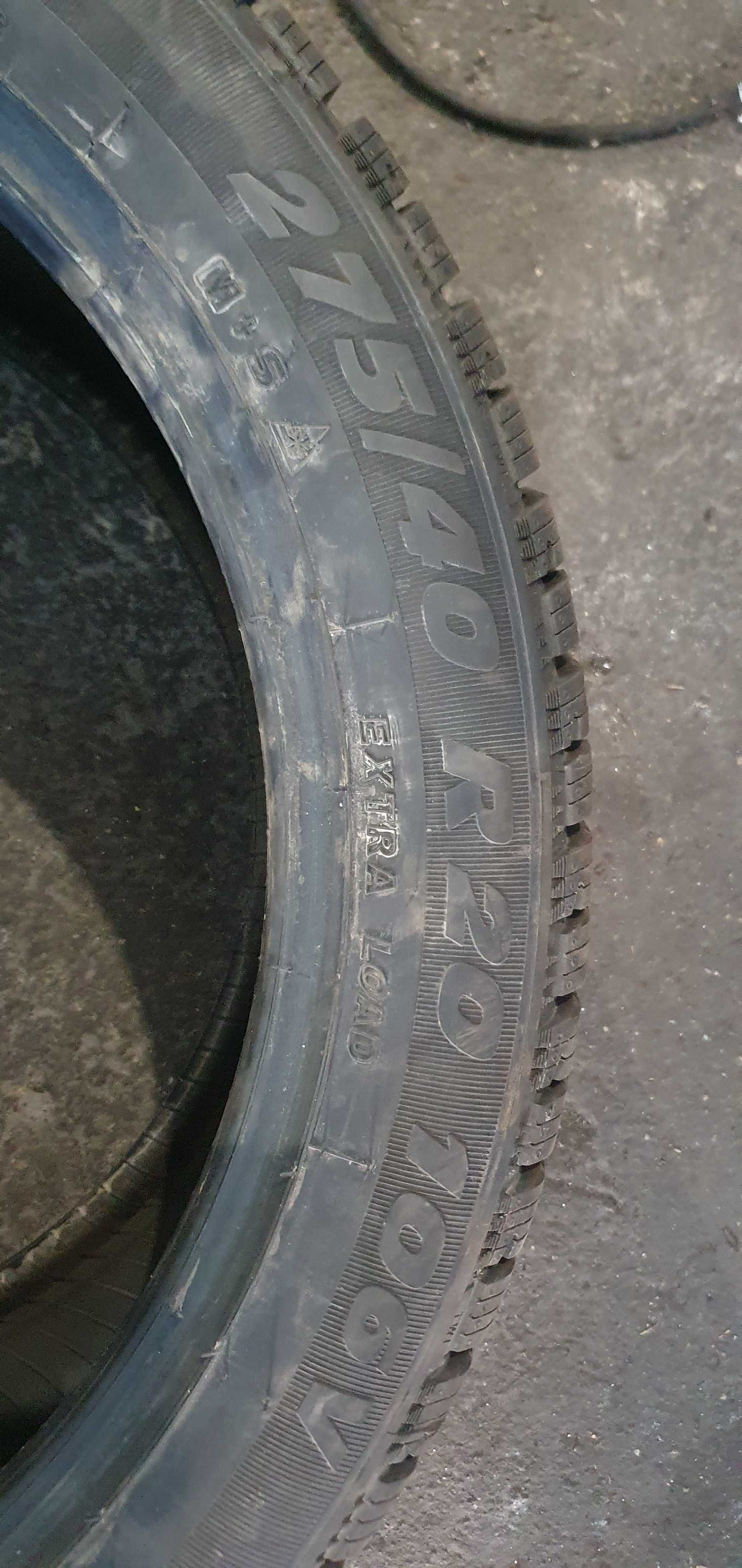Нови  275/40/20 .