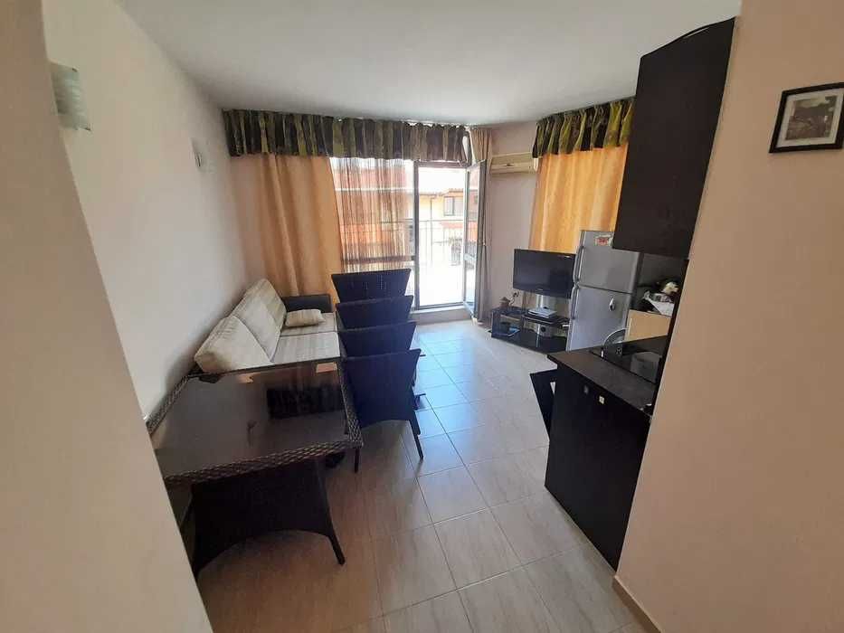 Продава се Двустаен апартамент в к.к. Слънчев бряг - 67 кв.м за 426 €/кв.м - Снимка #1