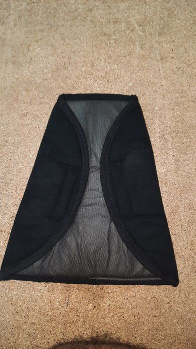 Детское удерживающее устройство для авто