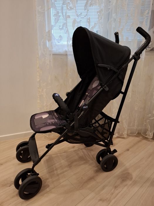 Компактна детска количка марка Chicco, модел London