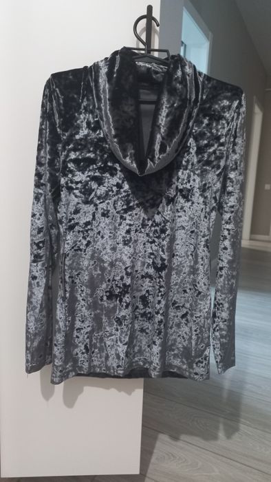 Джемпер и худи жен на р.44-46