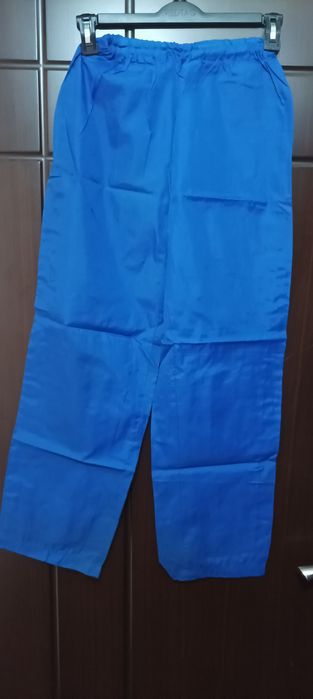 Костюм спортивный